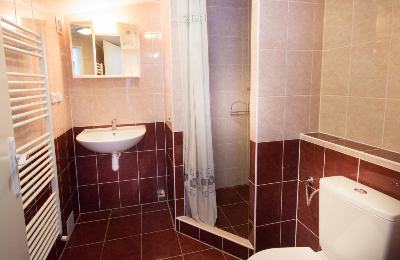 Herbenka Hotel Hustopece Luaran gambar
